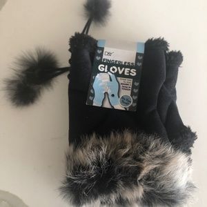 Fingerless Faux Fur Gloves Black Suede